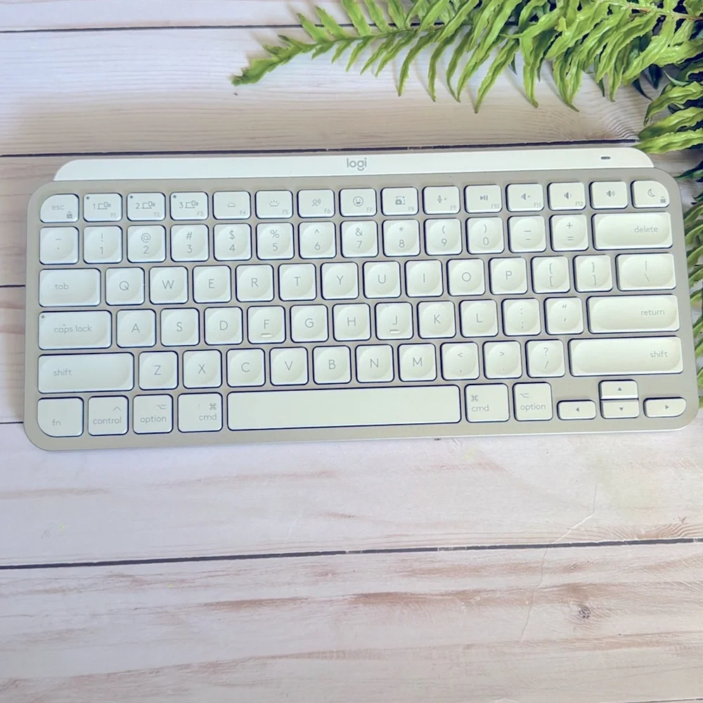 Logitech MX KEYS MINI for MAC (illuminated wireless keyboard)